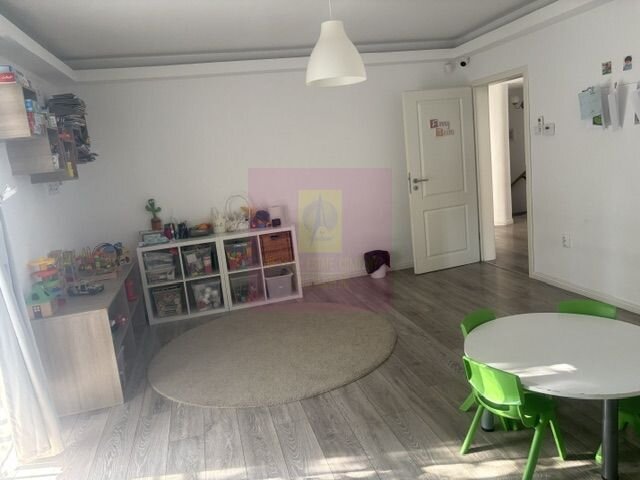 Vila D+P+1+M cu teren 446 mp Drumul Sarii.