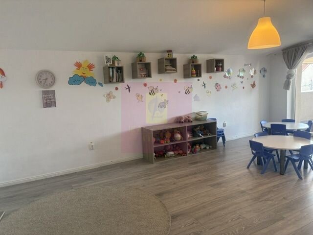 Vila D+P+1+M cu teren 446 mp Drumul Sarii.